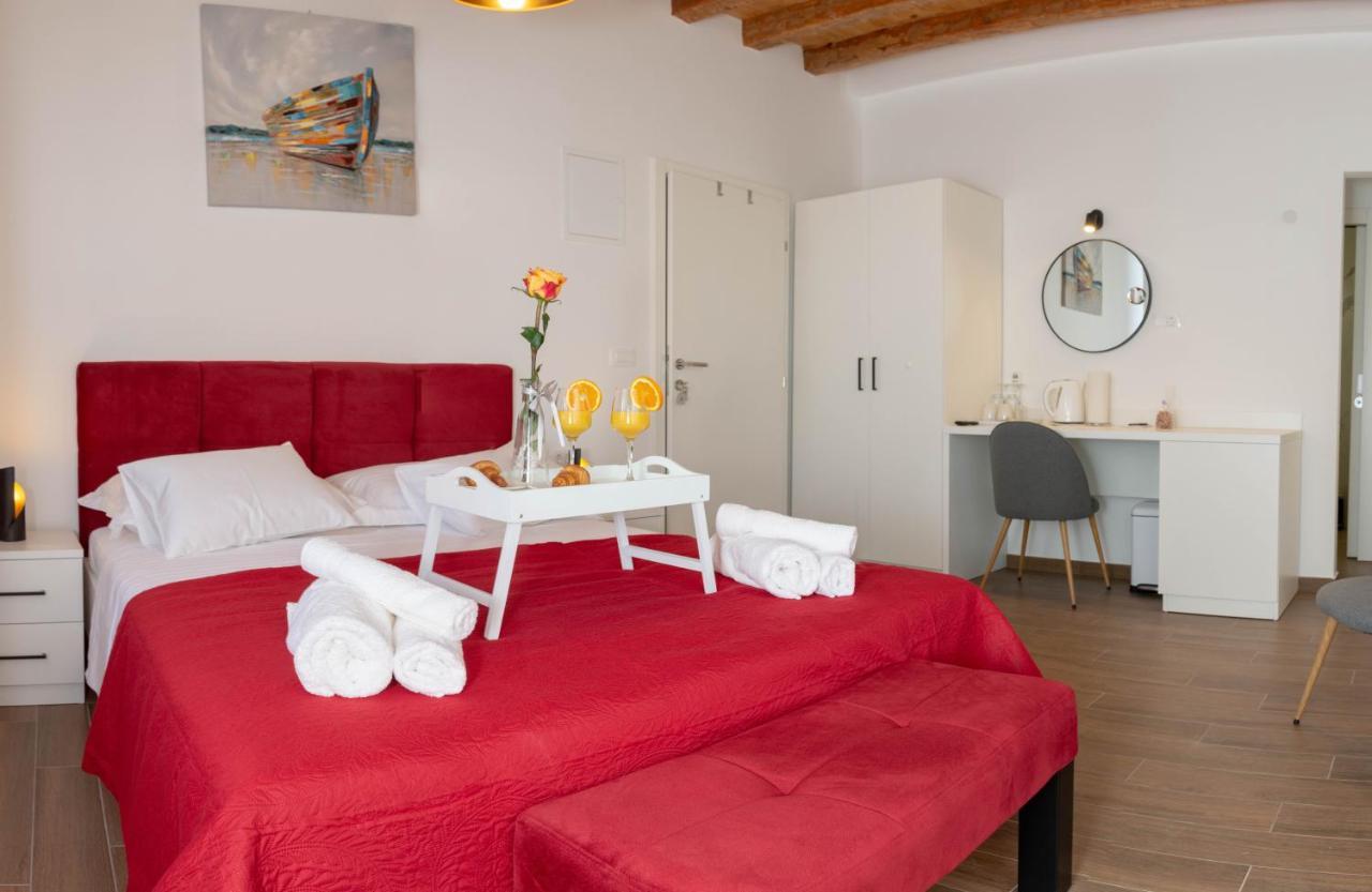 Luxury Rooms Rustic Chic Split Buitenkant foto