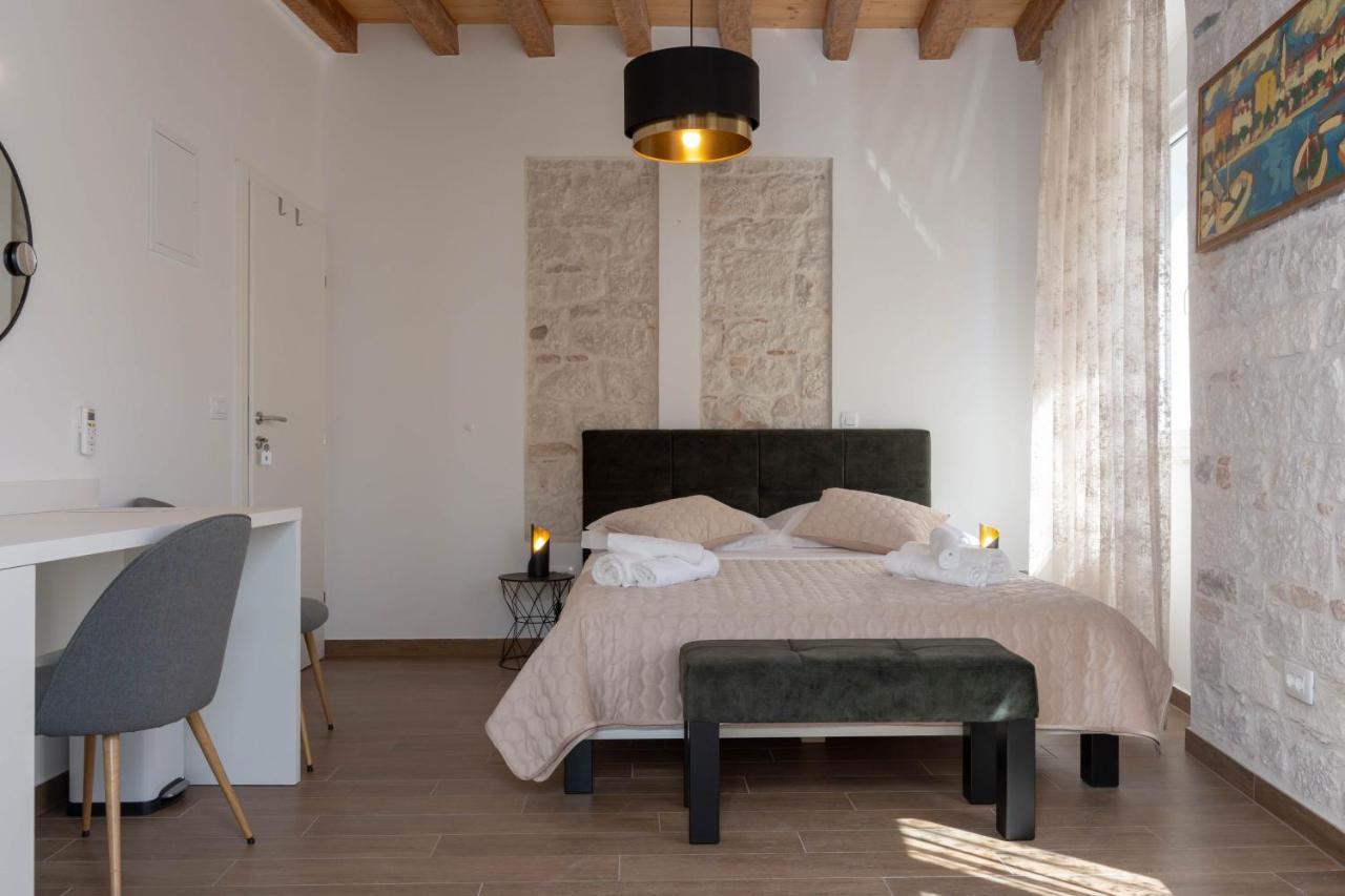 Luxury Rooms Rustic Chic Split Buitenkant foto